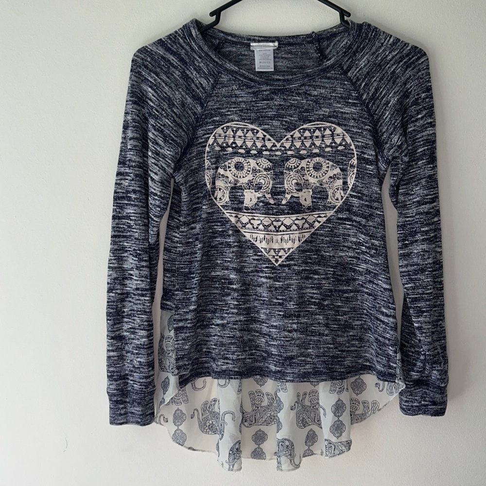 Chic Gray Knit Top